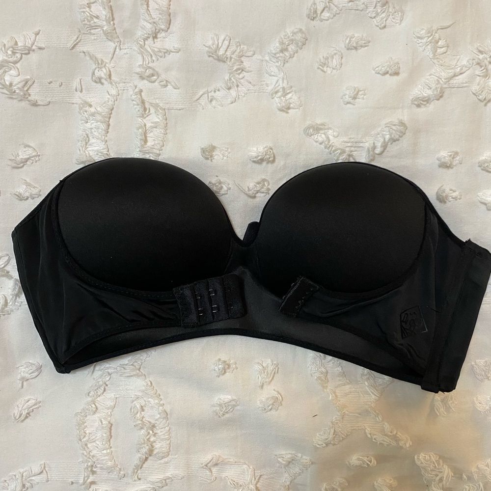 32C Black Cinch Push-up Bra